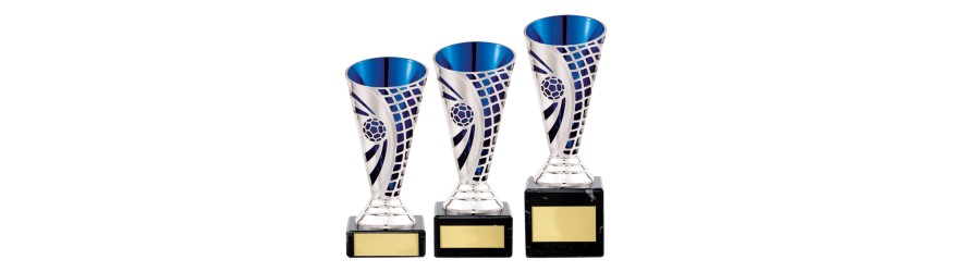 DEFENDER SILVER / BLUE PLASTIC BUDGET FOOTBALL CUPS - AVAILABLE IN 3 SIZES (14CM - 17CM) DEFENDER SILVER / BLUE PLASTIC BUDGET FOOTBALL CUPS - AVAILABLE IN 3 SIZES (14CM - 17CM)